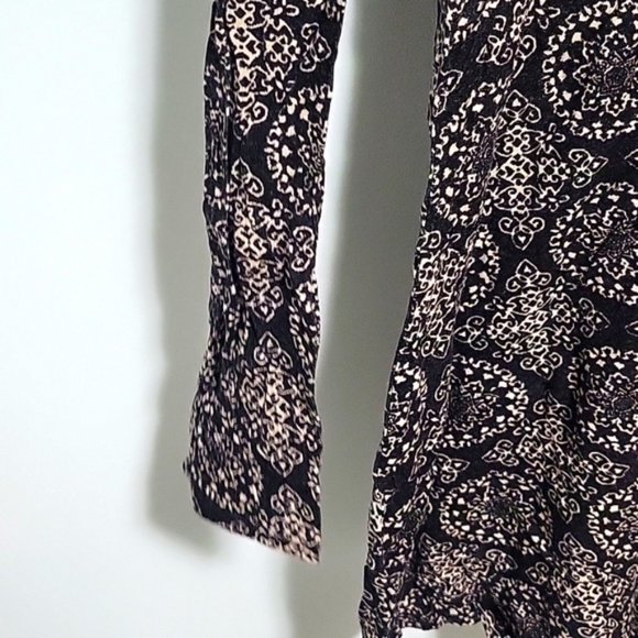 Forever 21 Medallion Print Trapeze Dress - Picture 8 of 11